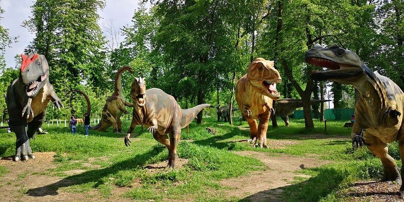 Alle Dinosaurier wurden nach wissenschaftlichen Erkenntnissen erschaffen.