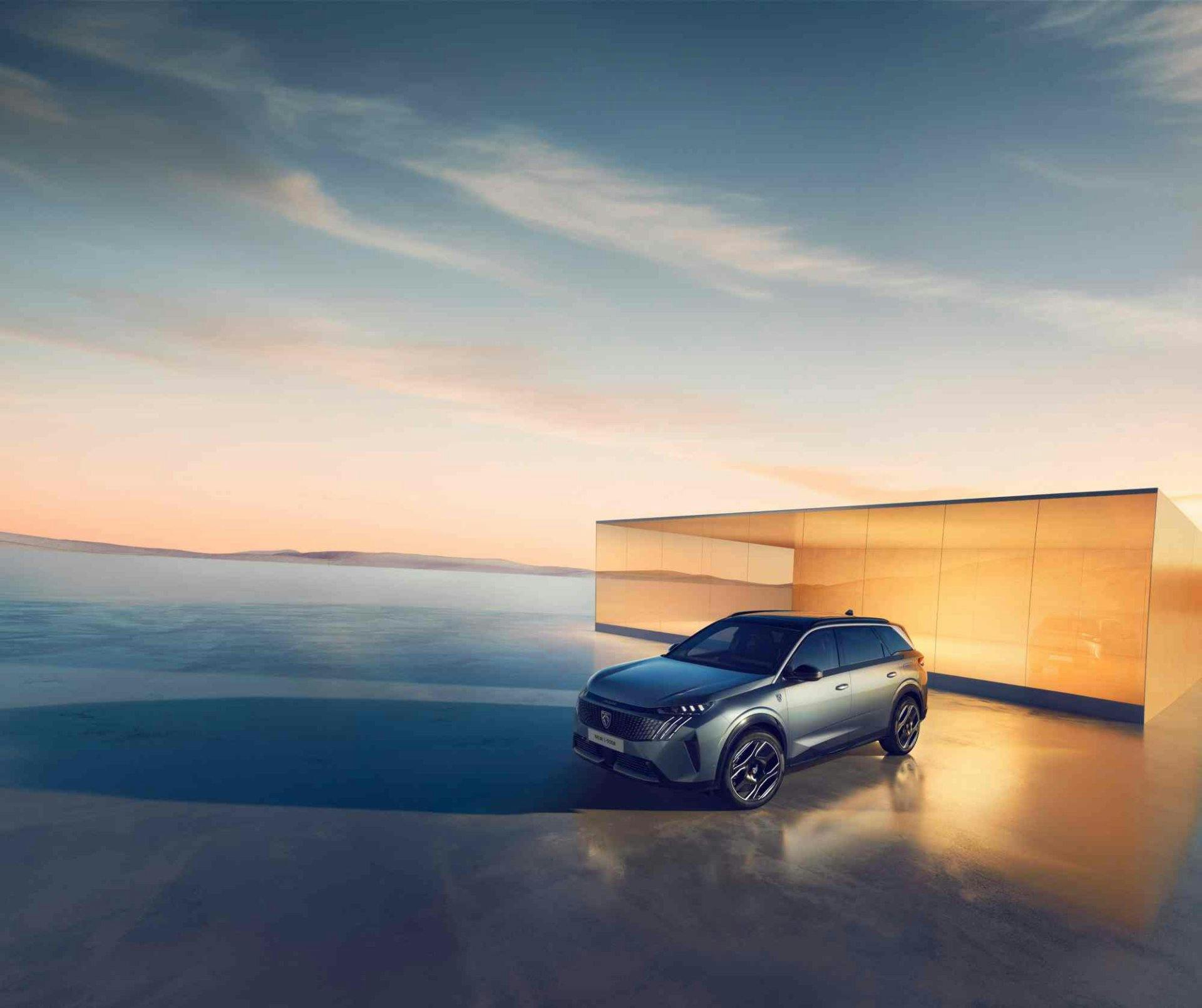 Il Peugeot E-5008 è perfetto per le grandi e le piccole avventure.