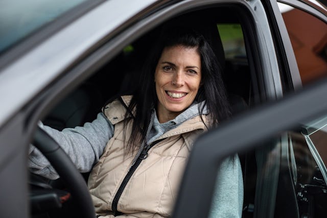 Nicole fährt den Ford Puma ST-Line X im Auto-Abo von Carvolution und könnte nicht glücklicher sein: «Die ganze Handhabung ist viel einfacher als beim Leasing.»