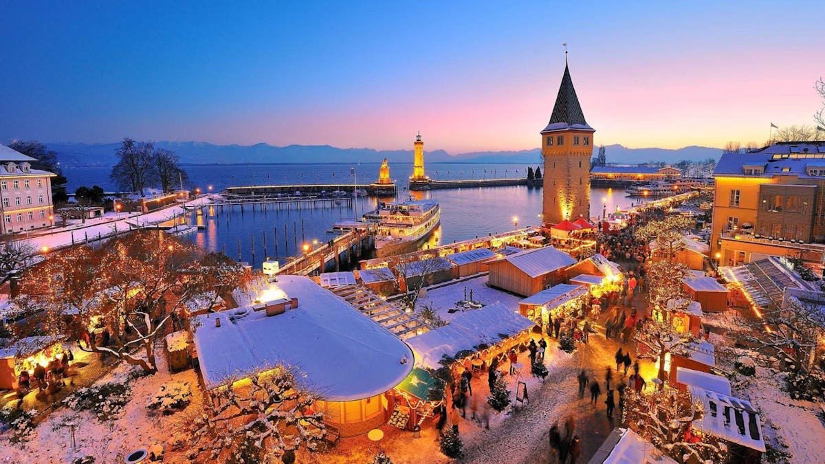Le marché de Noël du port de Lindau.