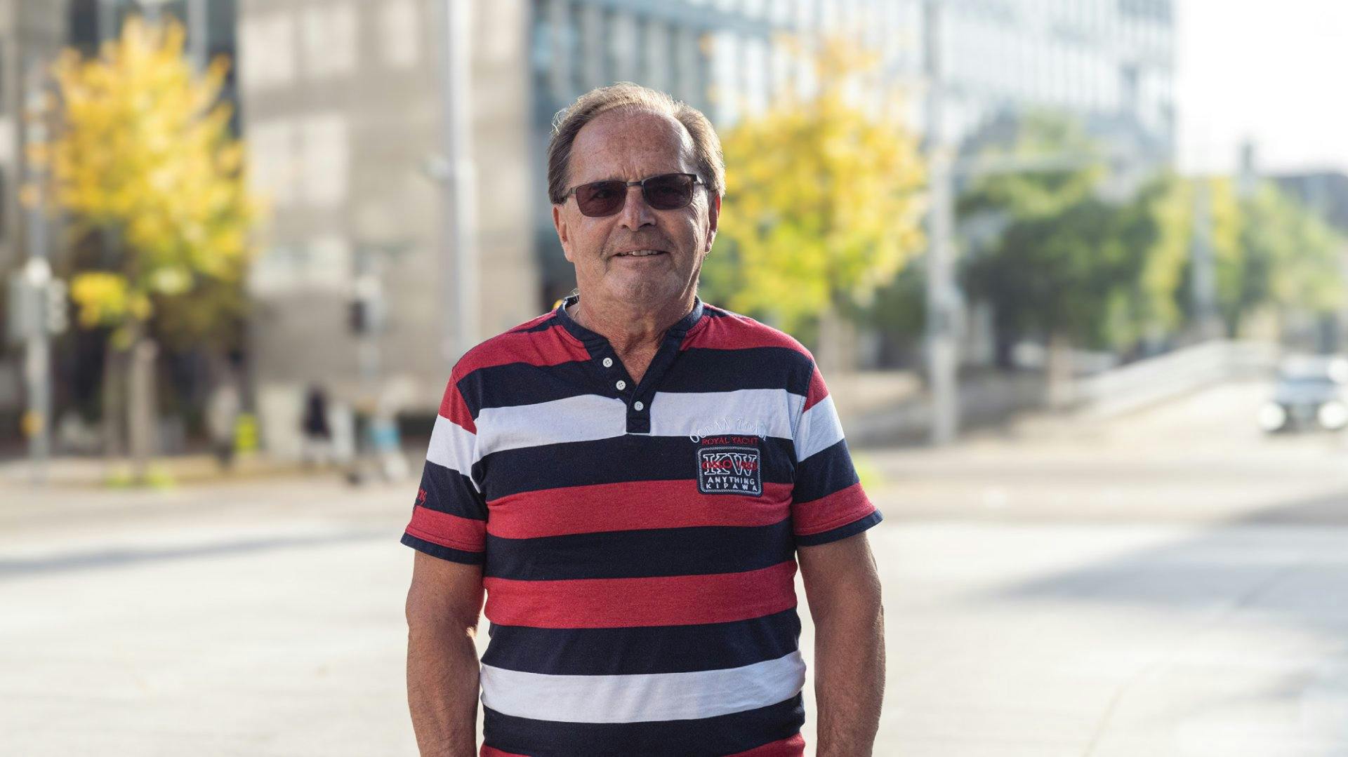 Dani, 61 Jahre: «Ob man über den Lohn sprechen soll, hängt immer vom Unternehmen ab. Manche Firmen mögen das nicht. Mir persönlich ist es egal – Geld...