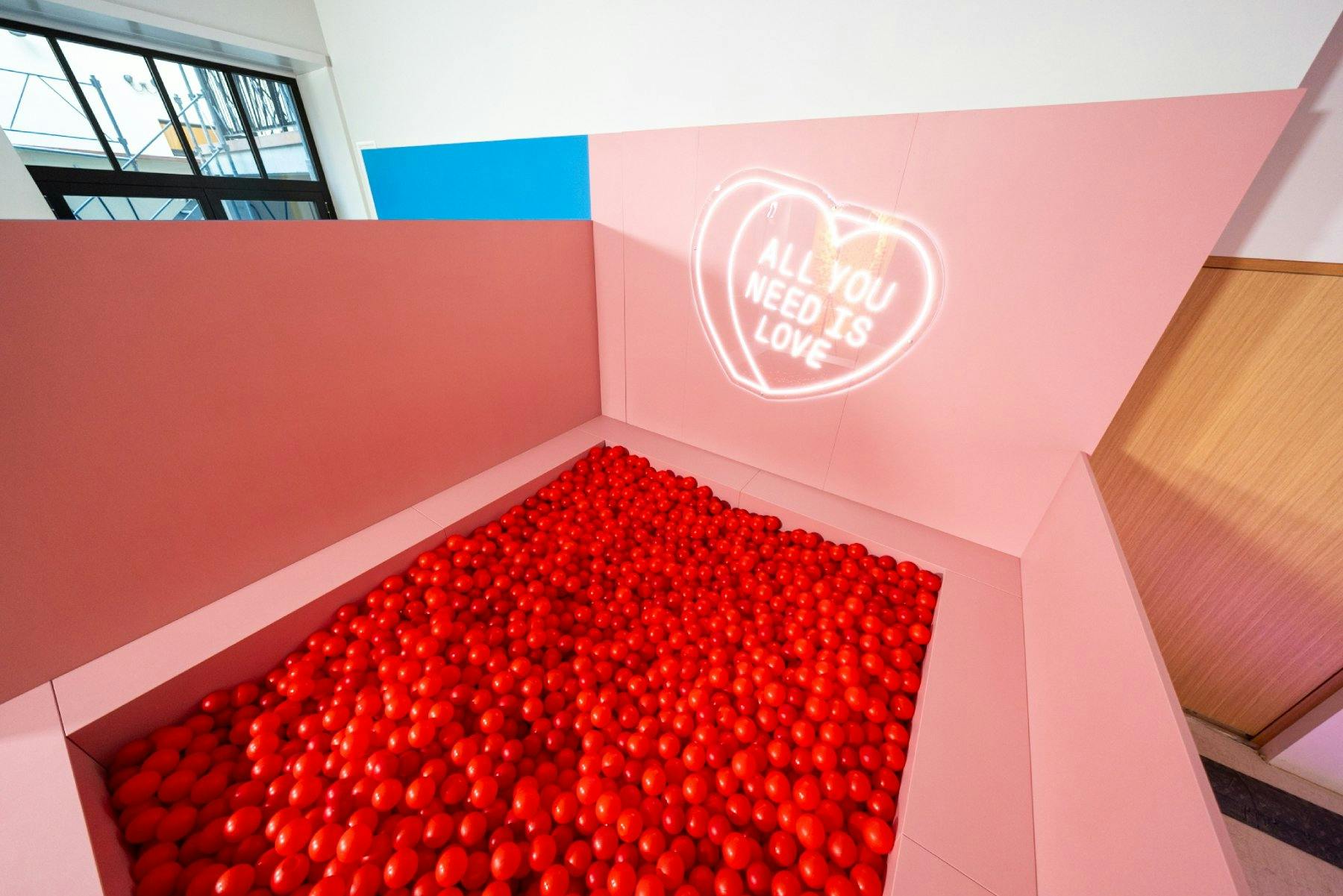 Il Selfie Hotel combina arte, divertimento e ispirazione come nessun altro luogo.