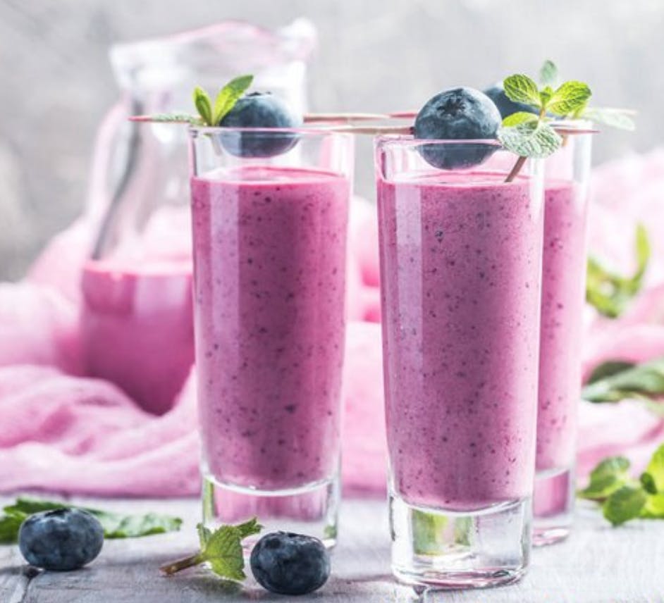 Smoothies liefern Energie und Proteine.