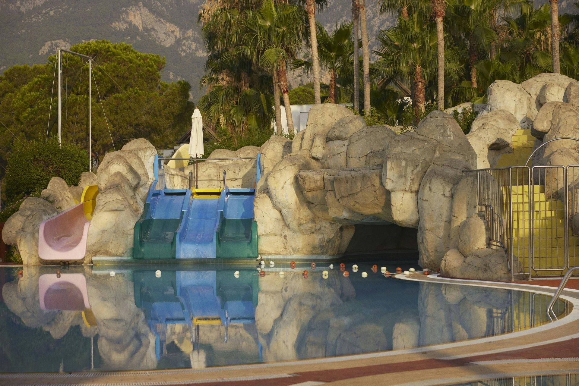 Kinderpool und Rutschen