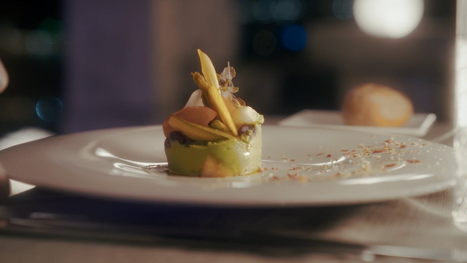 Grazie alla sua creatività e alla sua passione, la giovane brigata ha sorpreso gli ospiti con un menù raffinato.