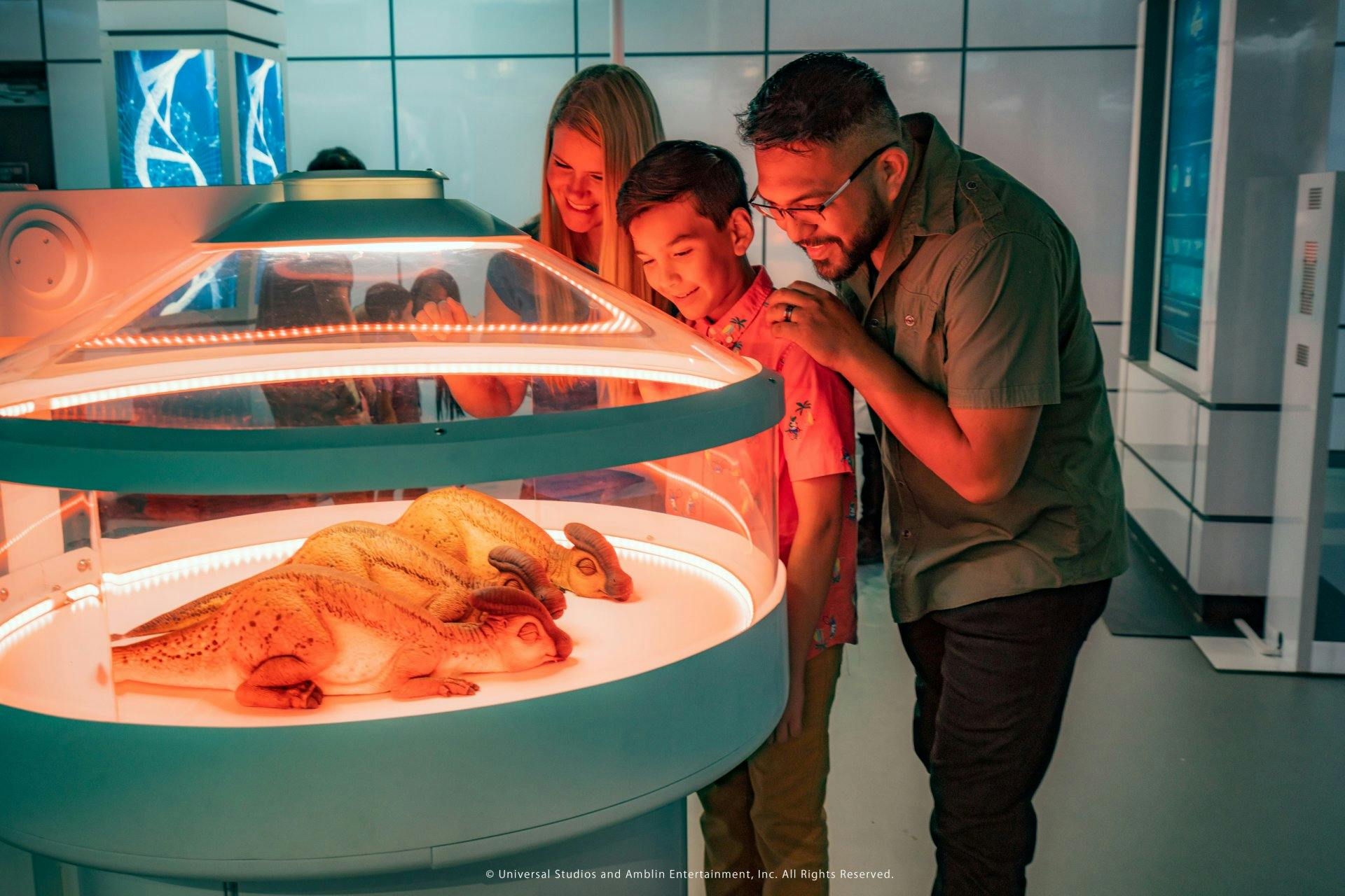 Im Labor erfahren Besuchende mehr über die Dinosaurier-Klonung.