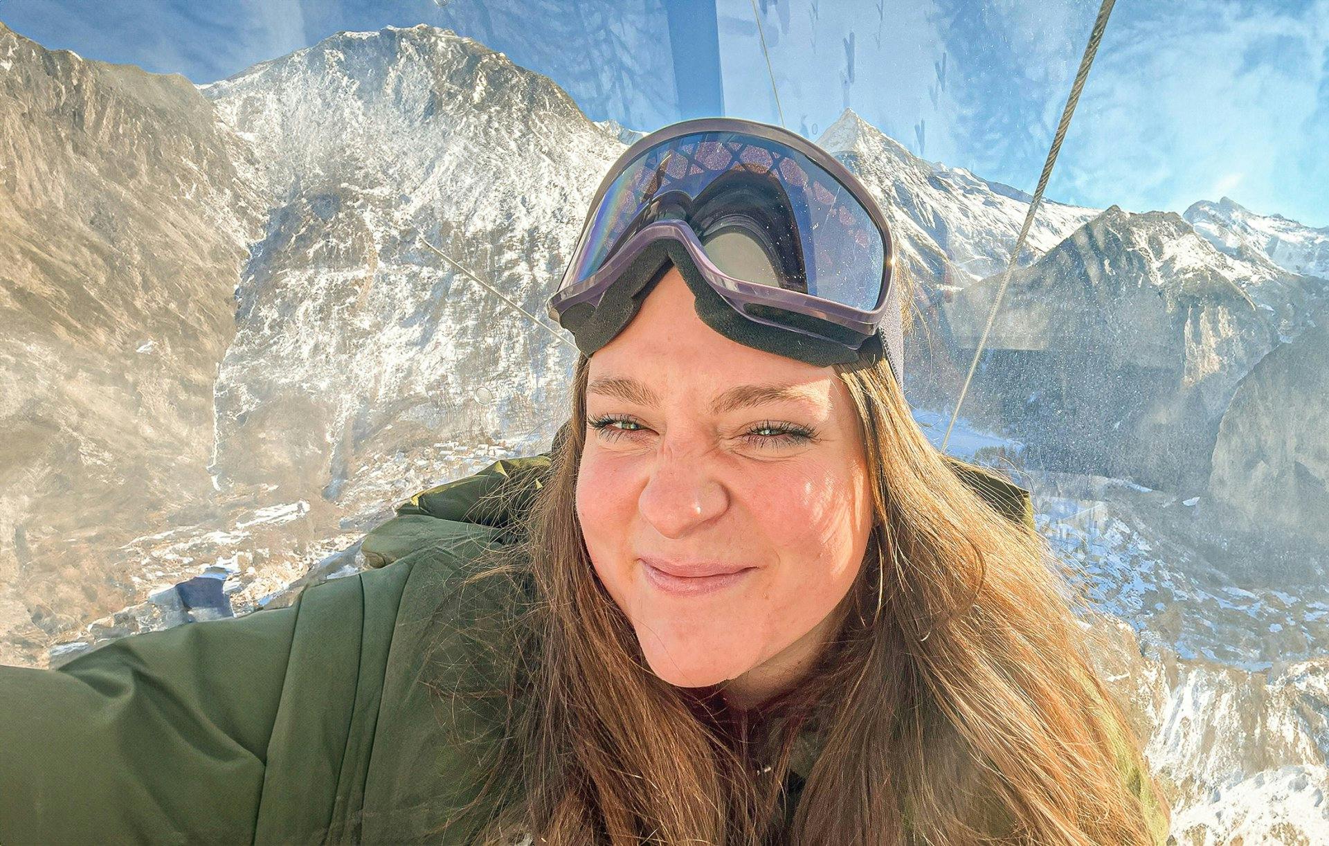 J’ai oublié mes lunettes de soleil, je me promène donc toute la journée avec mes lunettes de ski!