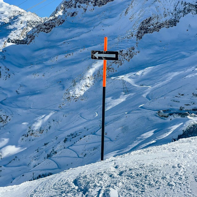 «Fake it till you make it»: j’ai réussi à maîtriser la piste noire, même si j’ai bien transpiré. «Fake it till you make it»: j’ai réussi à maîtriser la piste noire, même si j’ai bien transpiré.