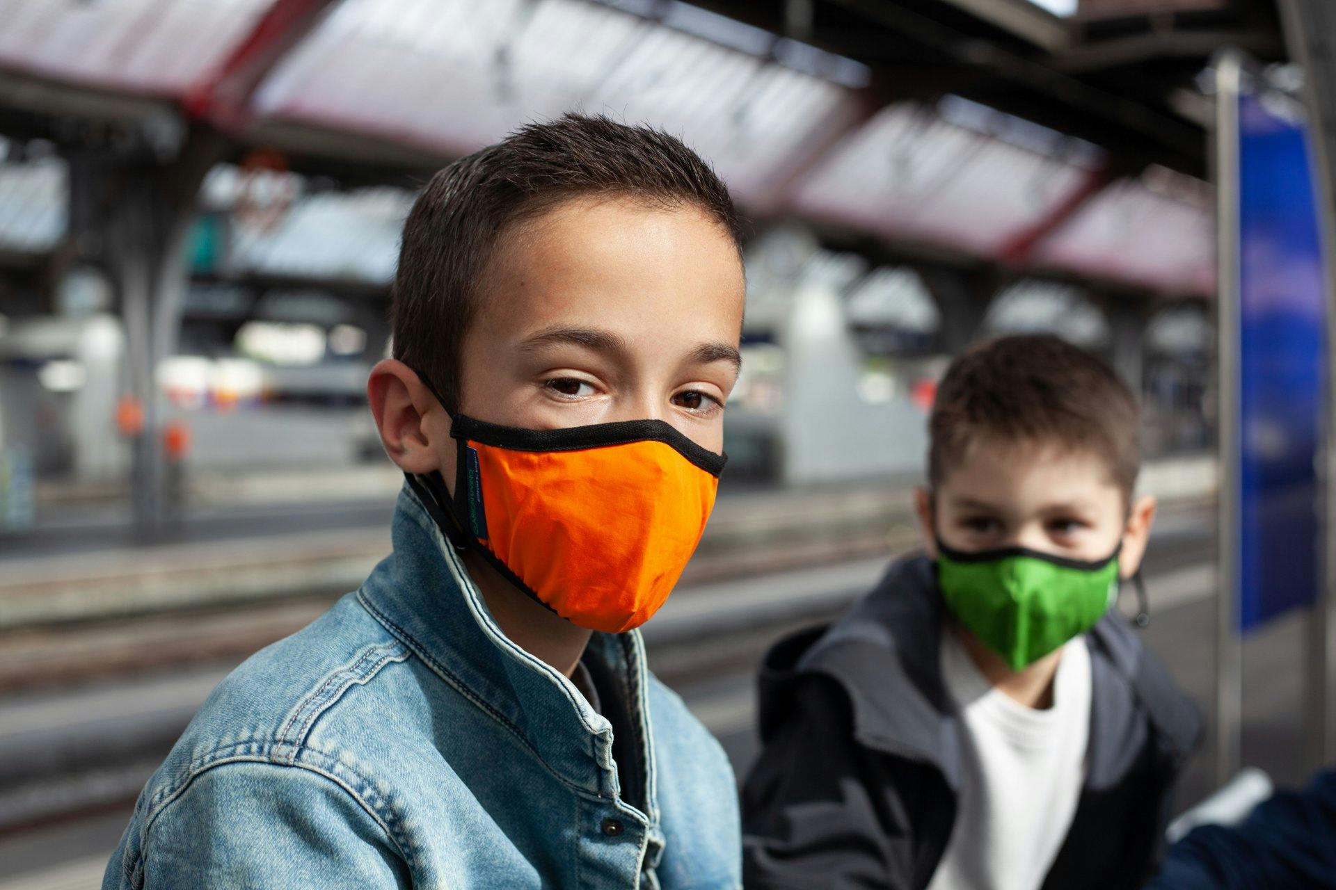 Die Premium Maske ist in unterschiedlichen Farben auch für Kinder erhältlich.