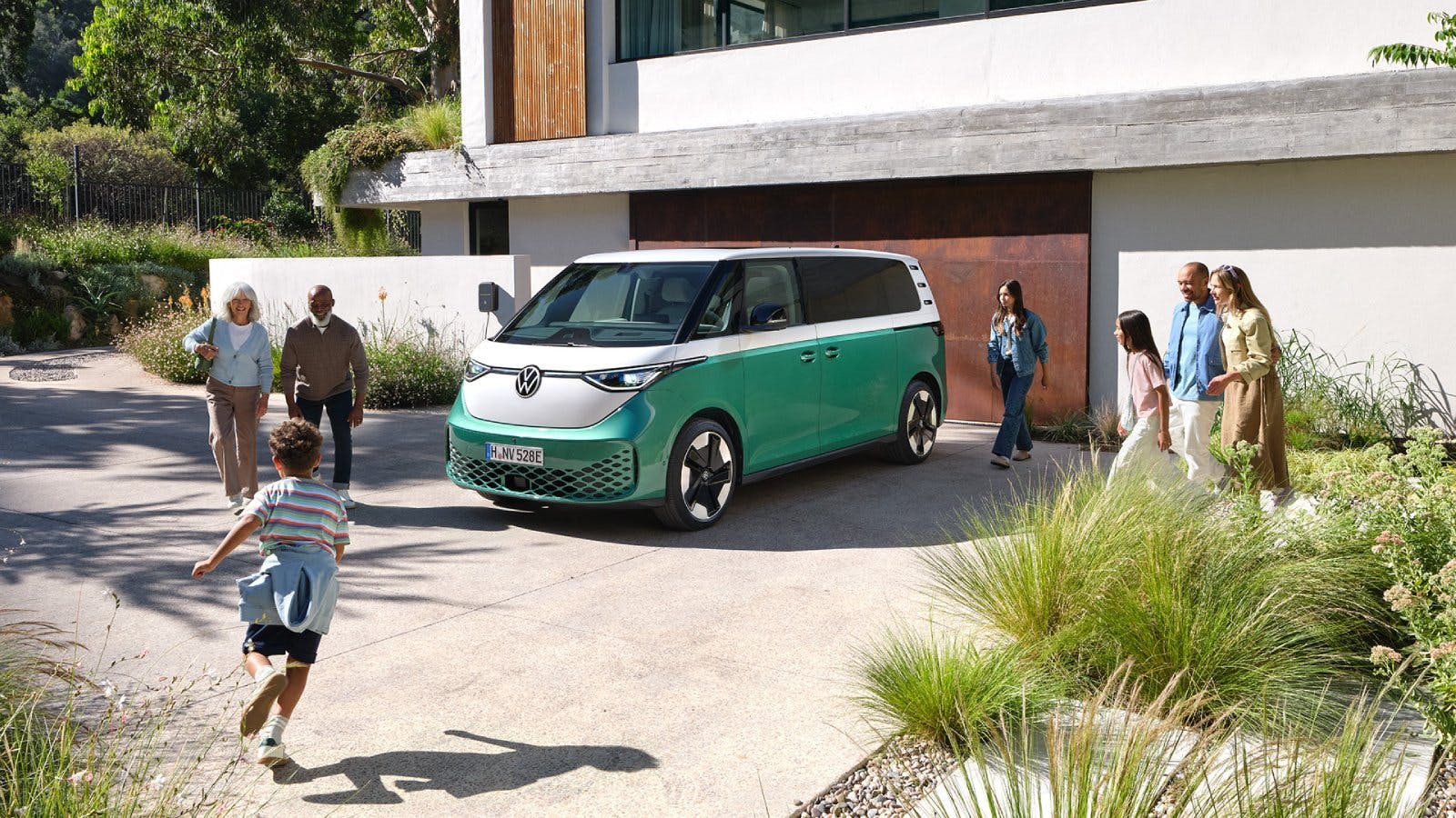 VW Véhicules utilitaires: ID. Buzz GTX – un puissant véhicule à 7 places.