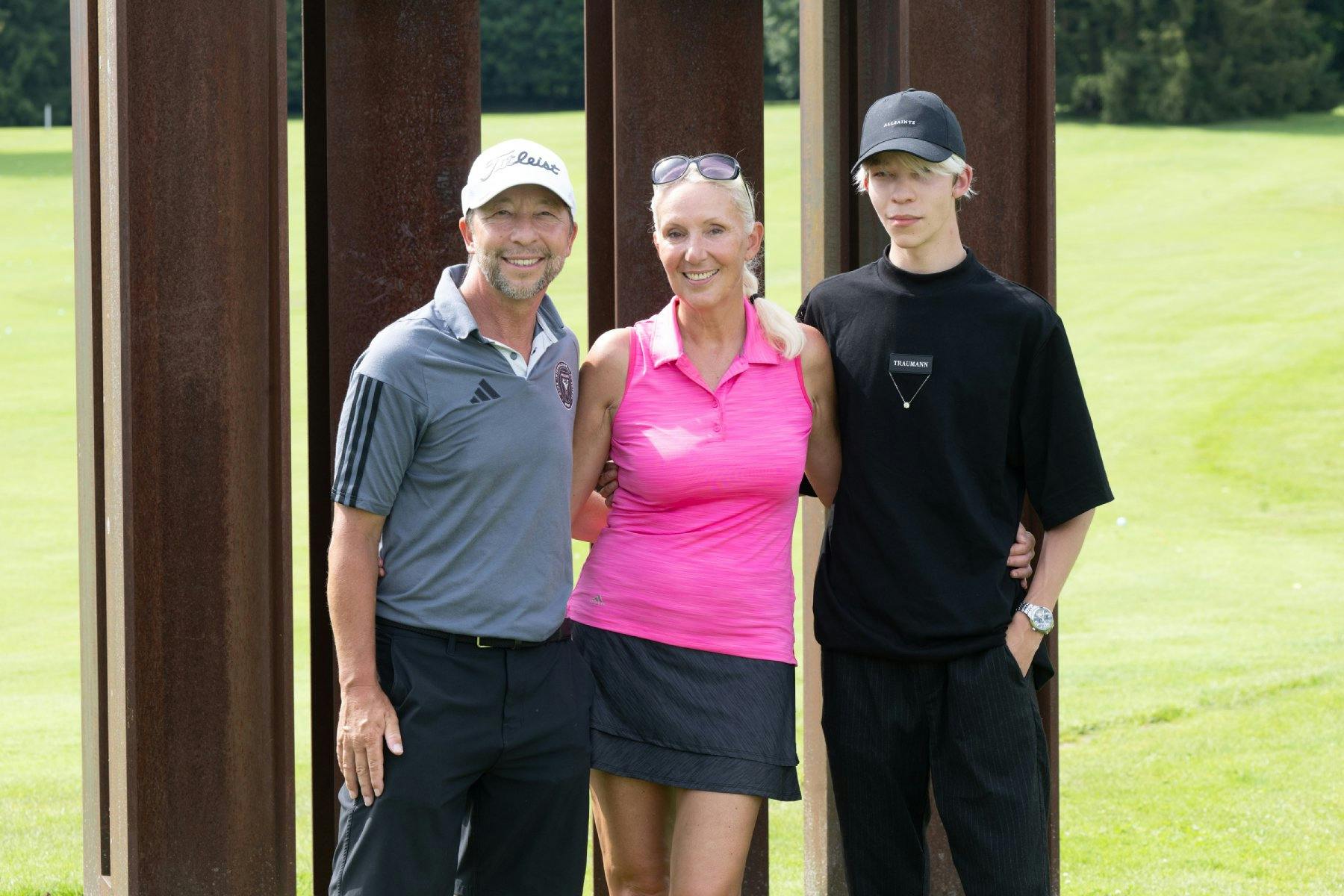 Familienzeit für den guten Zweck: René mit seiner Frau Nancy und Sohn Jamiro.