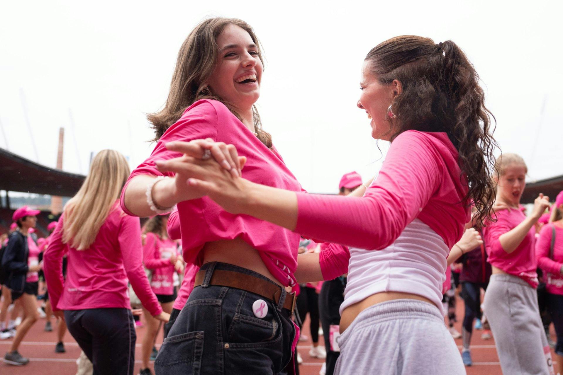 Mach mit beim kultigen Charity Walk gegen den Brustkrebs