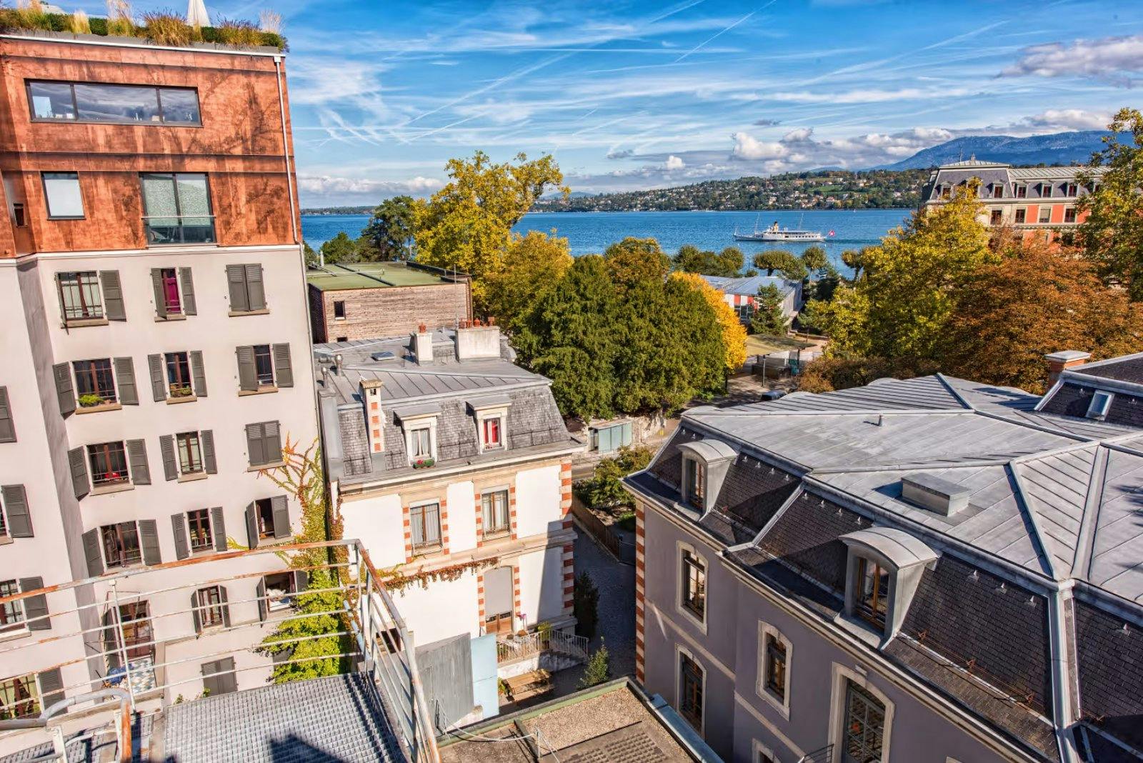 Geneva Hostel: Die beste Wahl für kleine Budgets und grosse Begegnungen. Das «Geneva Hostel» liegt in einem historischen Gebäude in Seenähe und überze...
