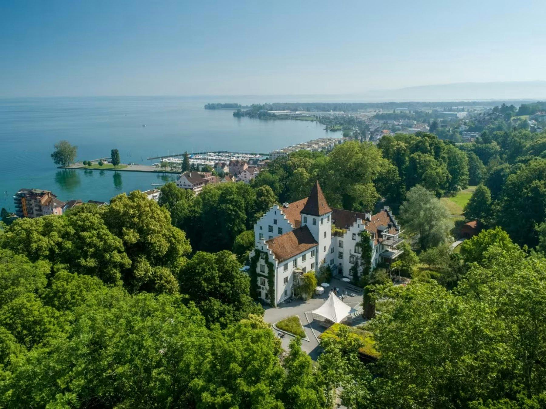 Schloss Wartegg. Ein Rückzugsort hoch über dem Bodensee: Das Bio-Schlosshotel kombiniert Natur, Geschichte und Slow Food – ideal zum Runterkommen nach...