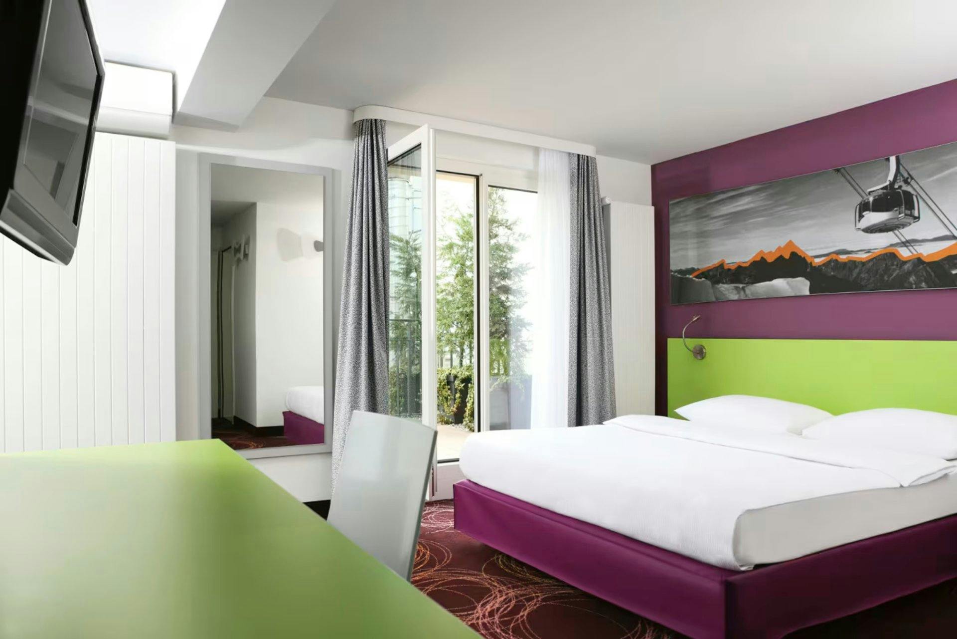 Ibis Styles Luzern City: Wer es unkompliziert, zentral und effizient mag, ist hier richtig. Das Hotel liegt im historischen Zentrum. Altstadt, See und...