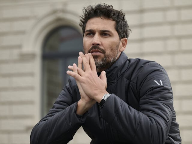 Im Frühjahrs-Sale ist die Jacke mit über 30 Prozent Rabatt erhältlich – online und in den Stores.