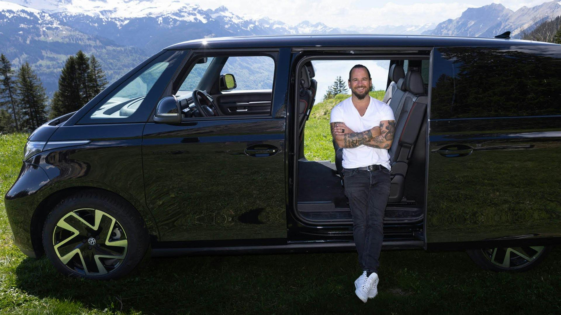 Marc Trauffer kann sich ein Leben ohne seinen Bulli nicht mehr vorstellen.