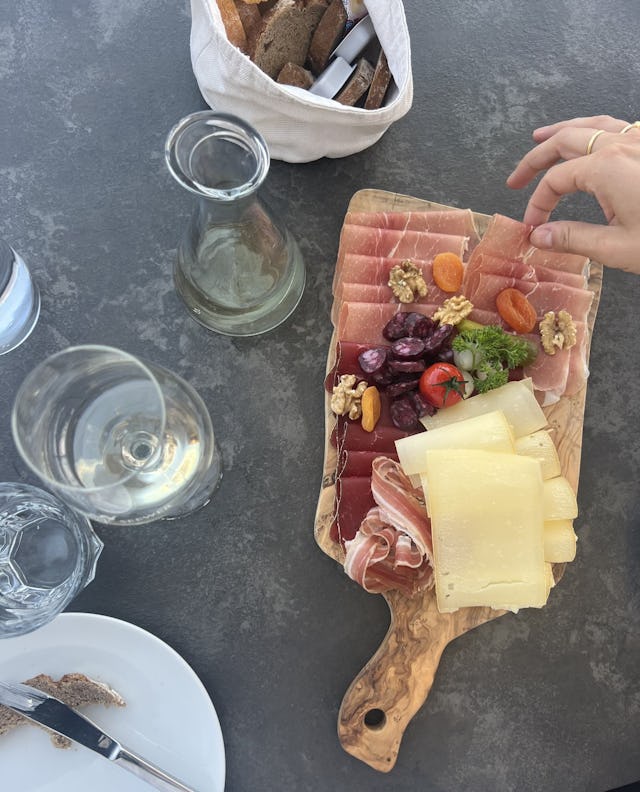 Stillt unseren Hunger: das Walliser Plättli!