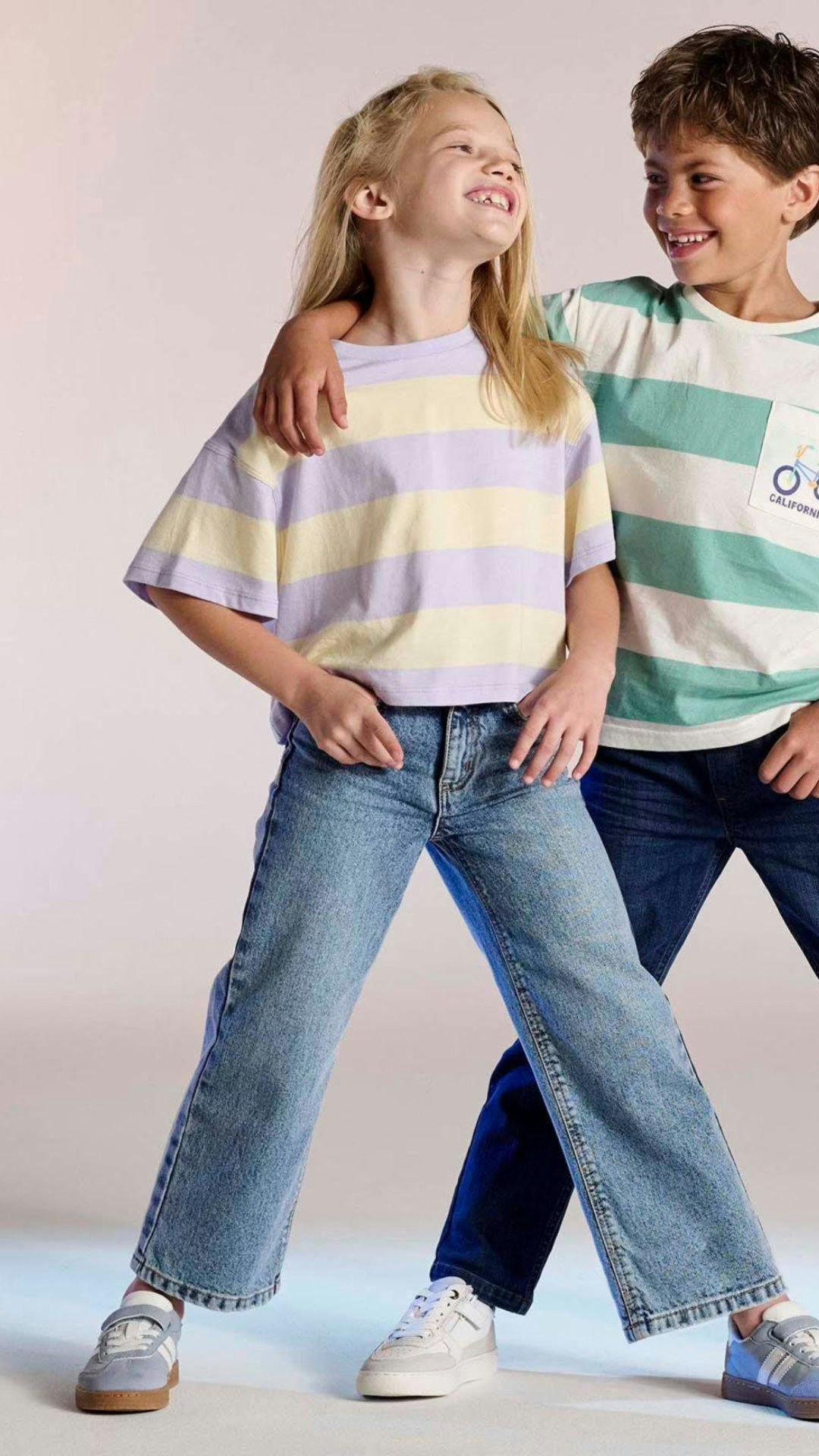 Mädchen Flare-Jeans, Hüftweite SLIM, -30 Prozent, 17.46 Franken statt 24.95 Franken.