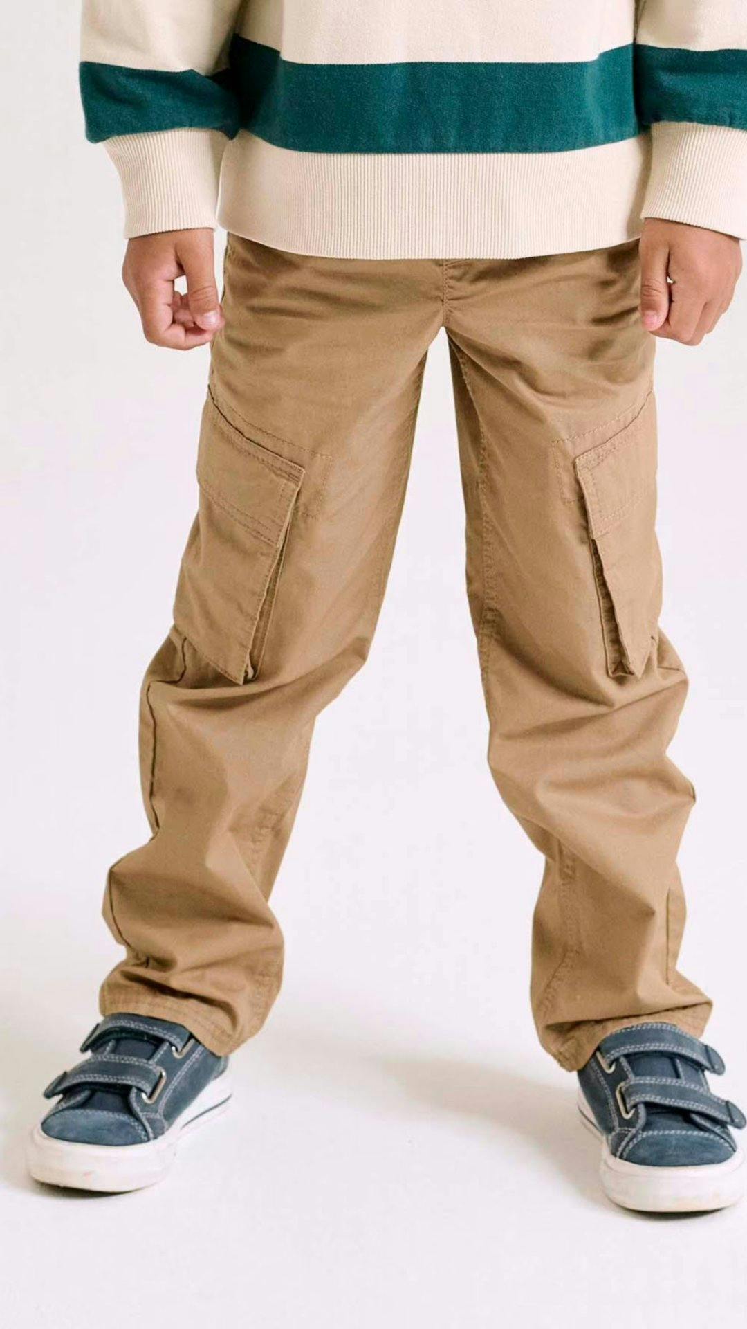 Gerade Jungen Cargohose, Hüftweite REGULAR, -30 Prozent, 20.96 Franken statt 29.95 Franken.