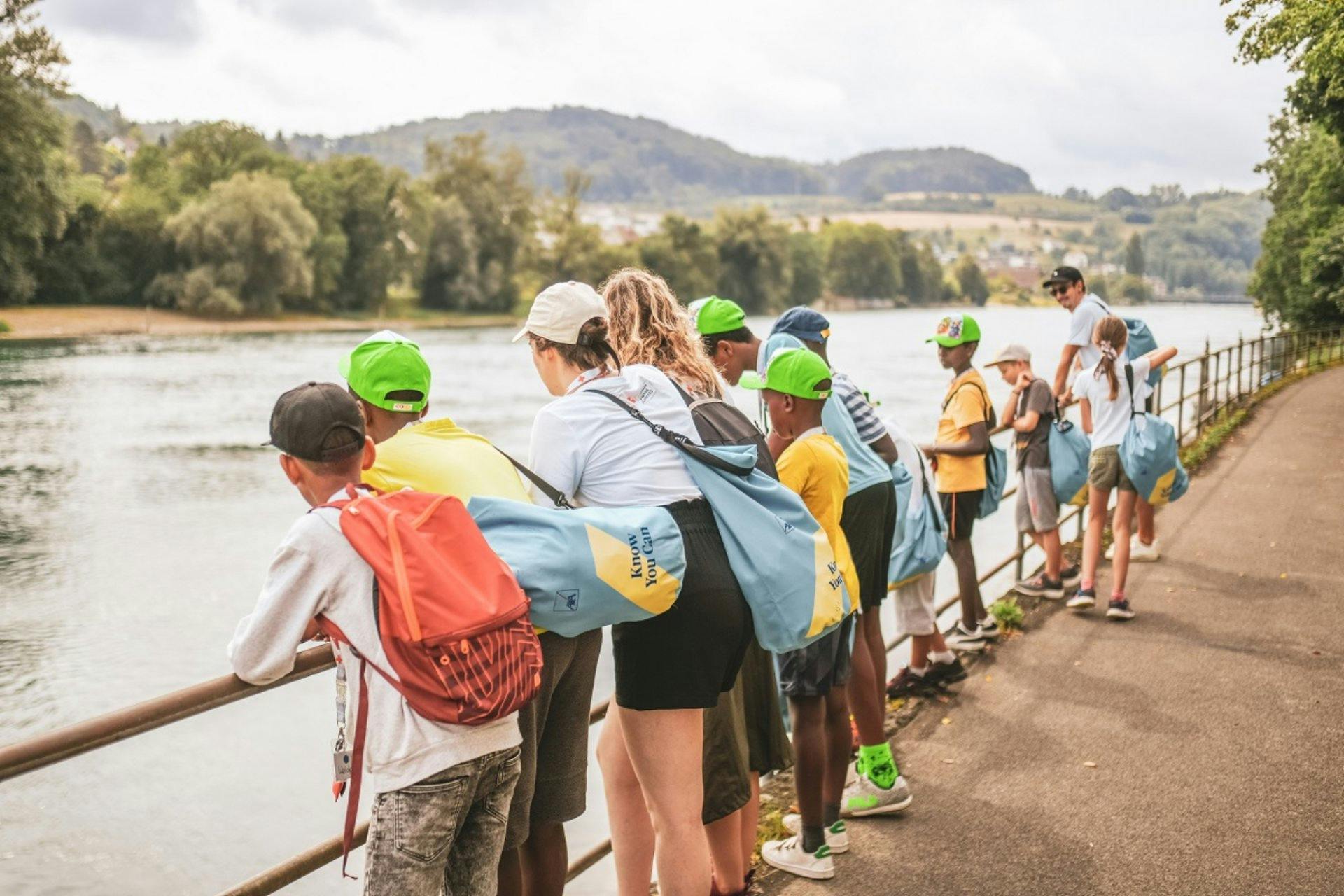 In den Rotkreuz-Ferien erleben Kinder aus Krisen- und Kriegsgebieten eine Woche voller Freude und spannender Erlebnisse – möglich nur dank Freiwilligen.