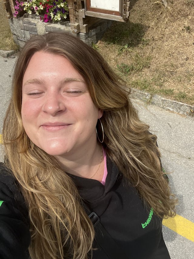 À mon arrivée, le soleil m’accueille. Bonjour Saas-Fee, me revoilà!