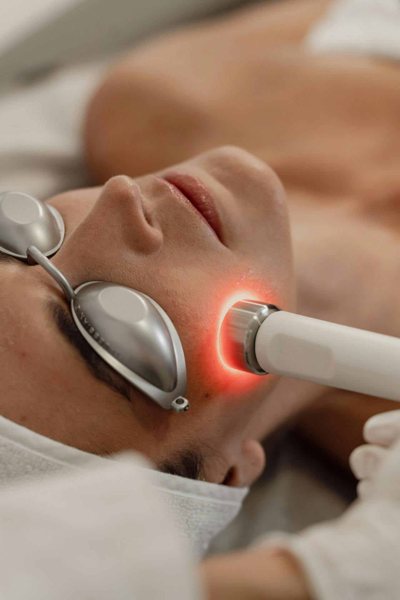 MEGAN verletzt die Haut nicht, ist dadurch auch im Sommer ohne Ausfallzeit anwendbar…