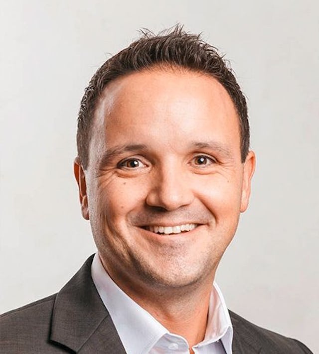 «Notre conception du conseil est la suivante: votre expert personnel répond à toutes vos questions et se tient à votre disposition non seulement jusqu’à la souscription de votre hypothèque, mais aussi après.» Yanick Mollard, spécialiste en matière d’hypothèques et responsable des ventes chez Valuu.