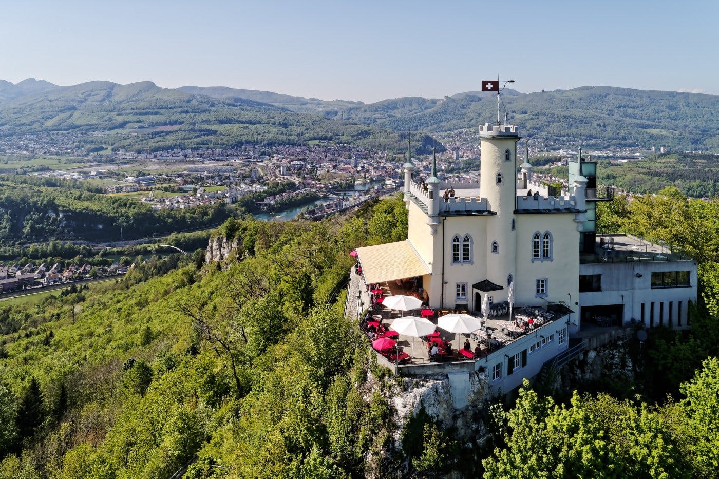 Das Säli-Schlössli oberhalb von Olten besticht mit Panorama-Terrasse und Aussicht ins Mittelland.