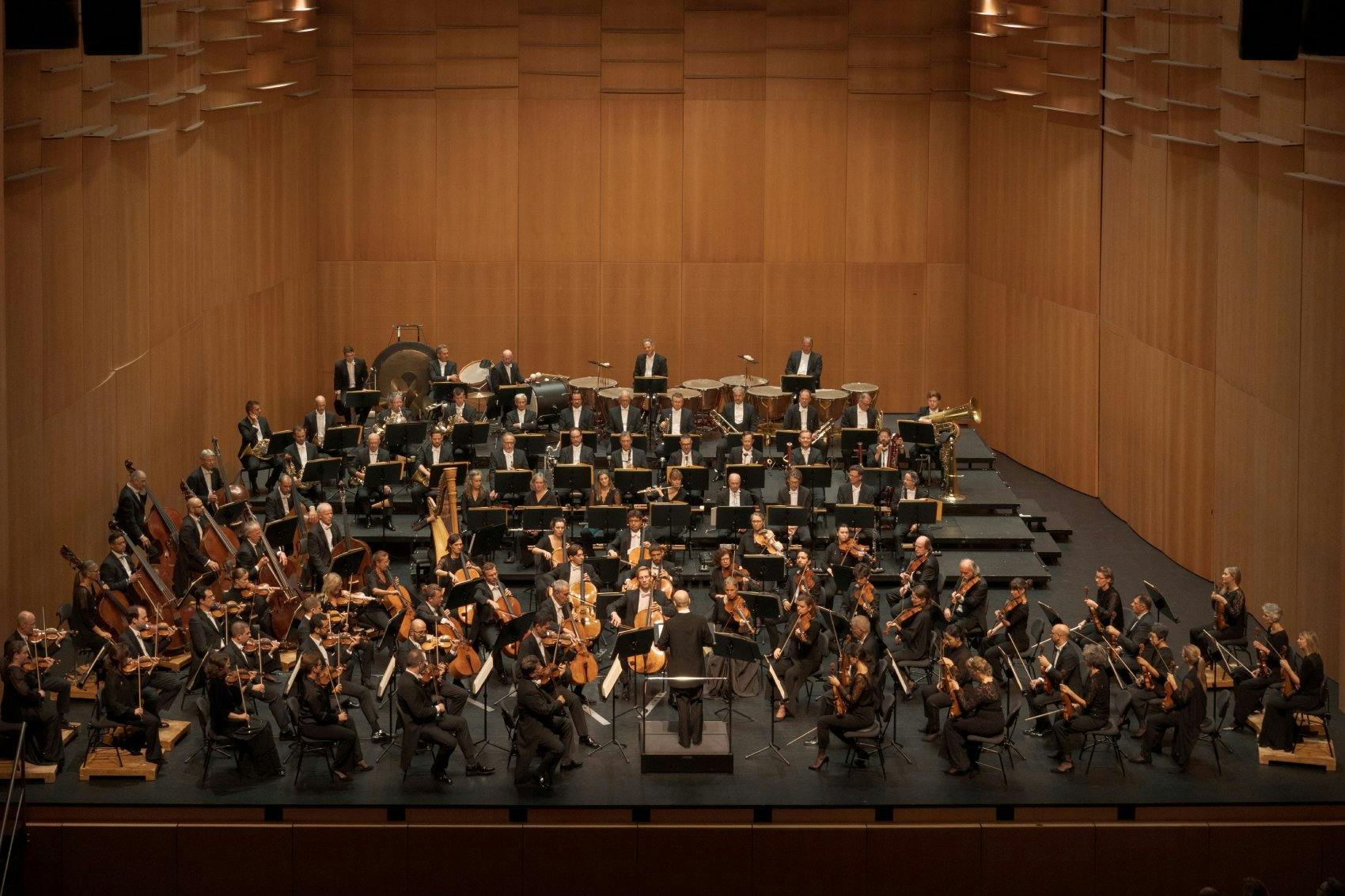 Avec des expositions, de la musique, du théâtre, de la danse ainsi que des formats spéciaux pour les jeunes visiteurs, le lieu propose une diversité d...