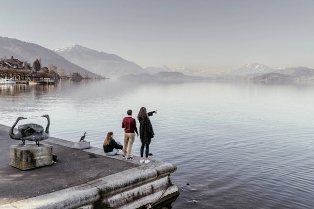 Au cours d’une promenade, vous pourrez aussi découvrir l’art contemporain et divers œuvres dans l’espace public, même en automne et en hiver.