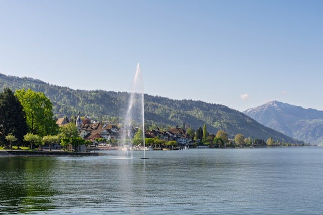 Avec la Zug Card (valable pendant les mois d’été), vous pouvez voyager en transports publics en toute décontraction et profiter du panorama sur le lac...