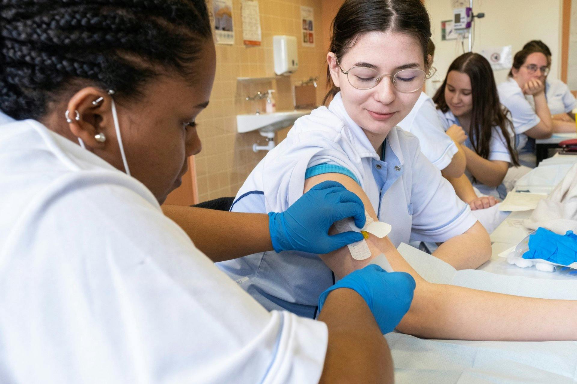 Les métiers d'ASA et d'ASSC sont très variés et permettent de vivre des expériences dans plusieurs institutions différentes.