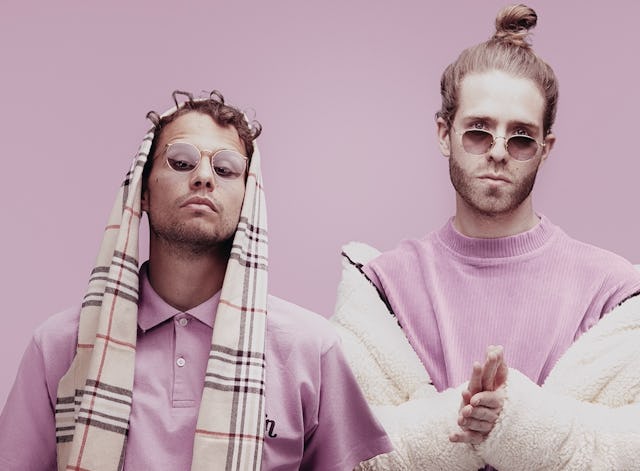 Das Moderatorenteam nahm den grössten Schweizer Mundart-Hit aller Zeiten ins Visier. Lo & Leduc erreichten mit «079» über 21 Millionen Streams auf Spotify – das muss sich doch lohnen, oder?