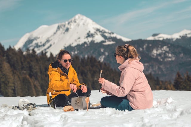Wandern, entdecken, geniessen: das Aventure Fondue in Les Paccots.