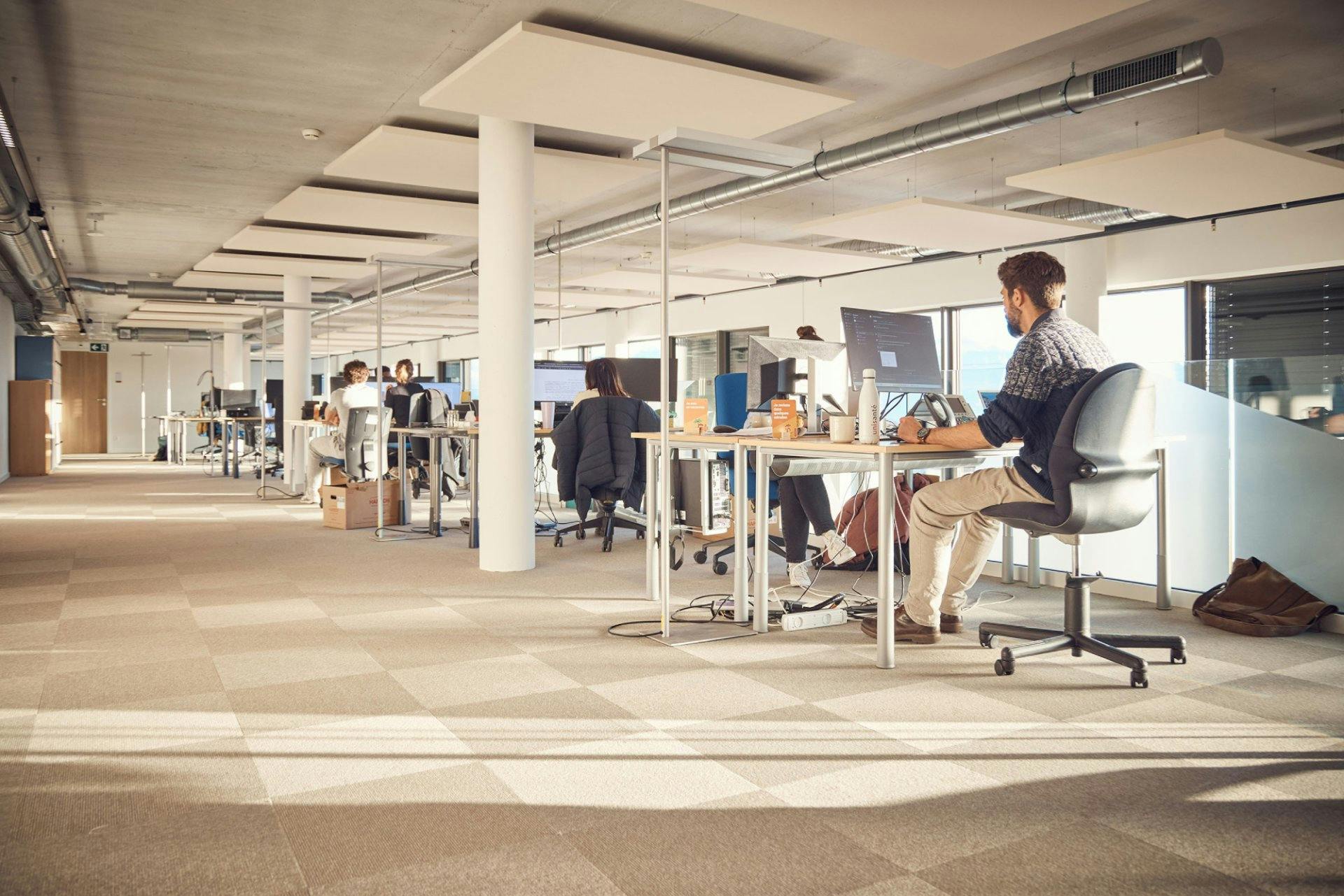 Le déménagement au Biopôle a mis en évidence un autre défi: la collaboration entre différentes équipes dans un bureau open space.