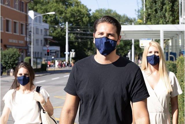 Bietet maximalen Schutz vor Viren: Die PREMIUM Clarion Living Maske von Eliko. Bietet maximalen Schutz vor Viren: Die PREMIUM Clarion Living Maske von Eliko.