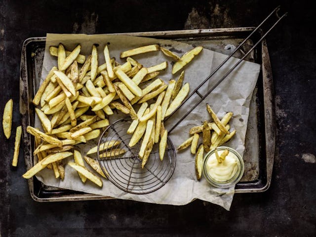 Hier findest du das Rezept für die Pommes frites.