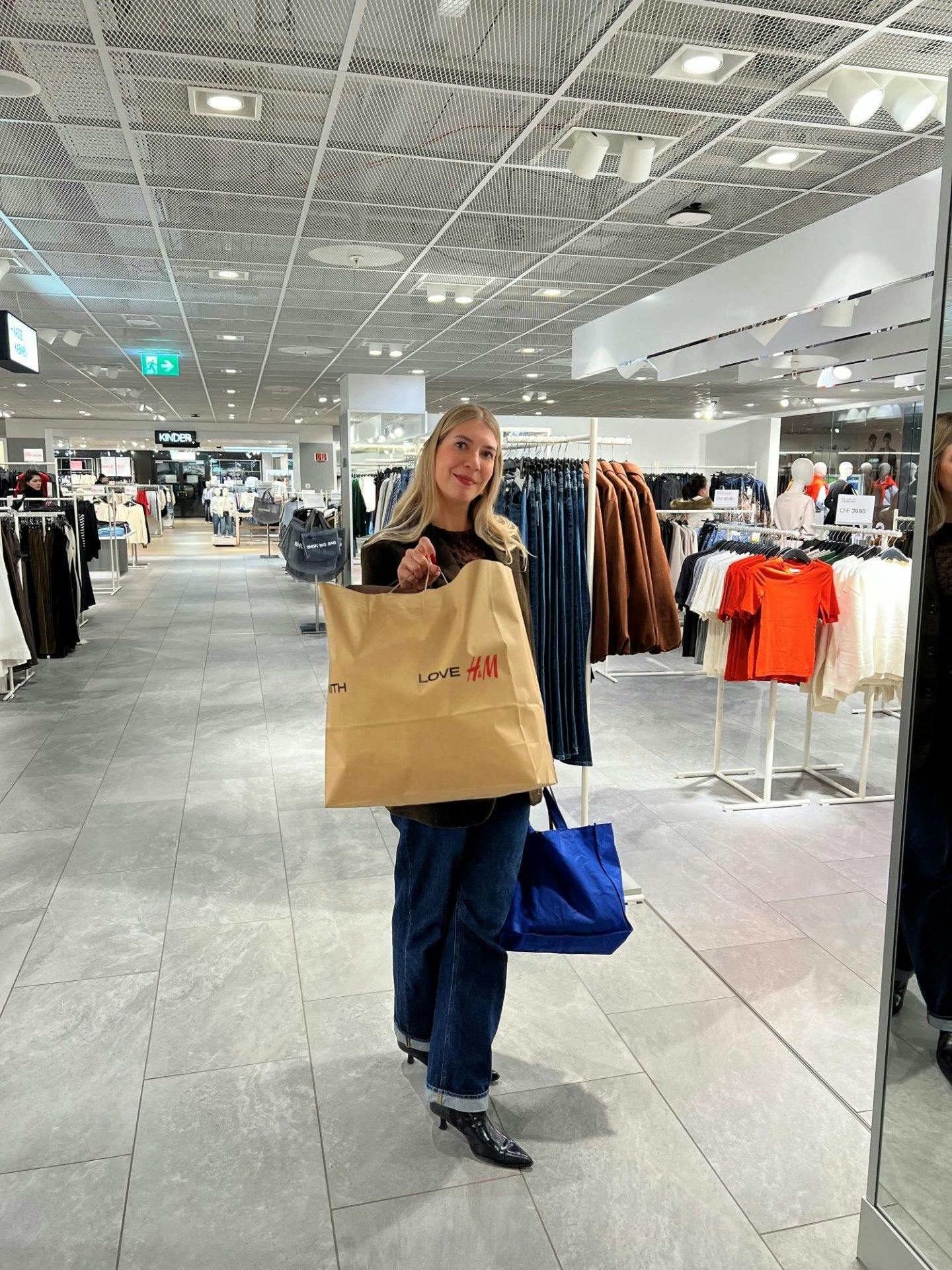 Ich verlasse H&M zufrieden, …