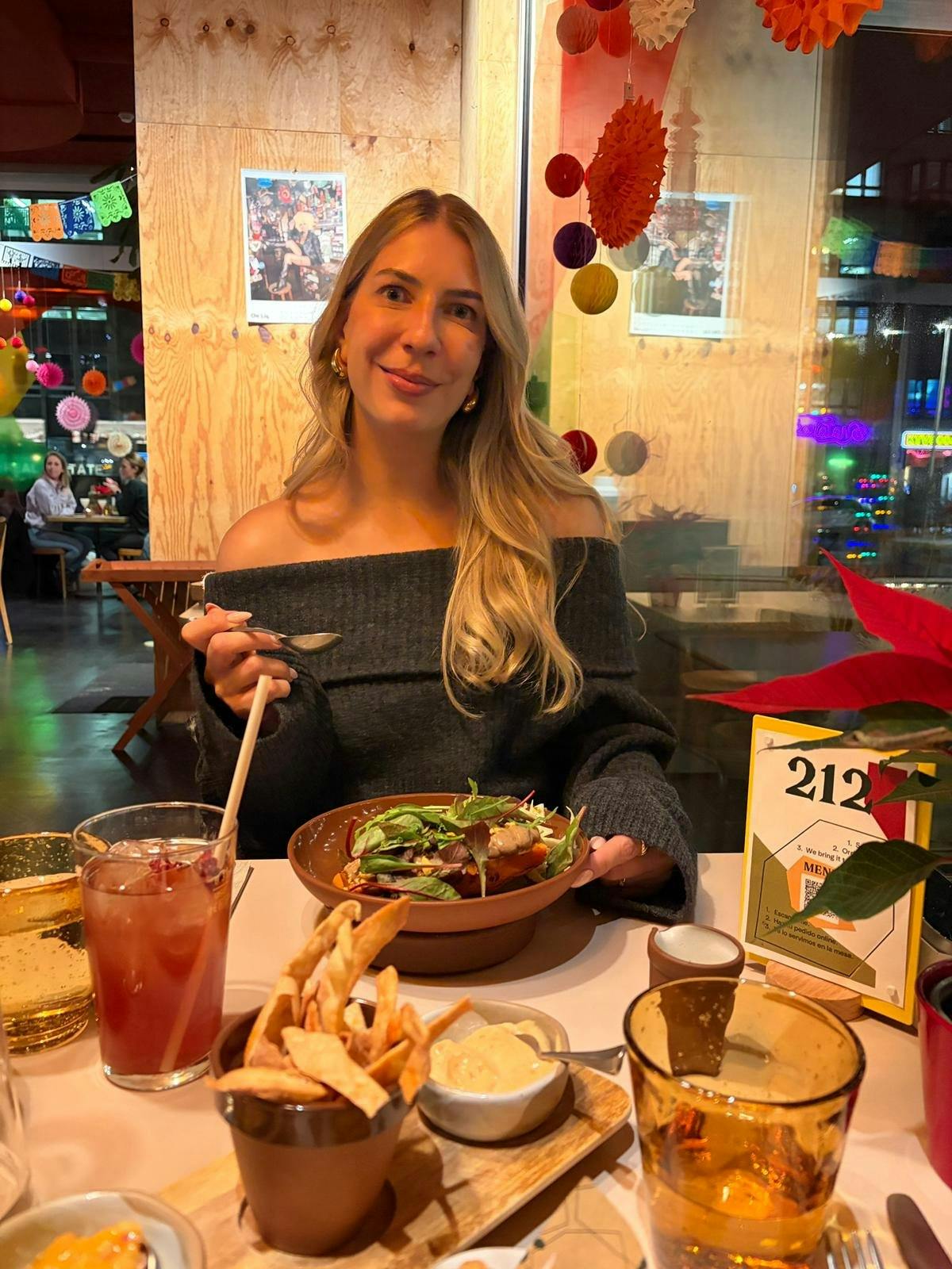 Wir entscheiden uns für einen Hauptgang, ohne Vorspeise und Dessert.