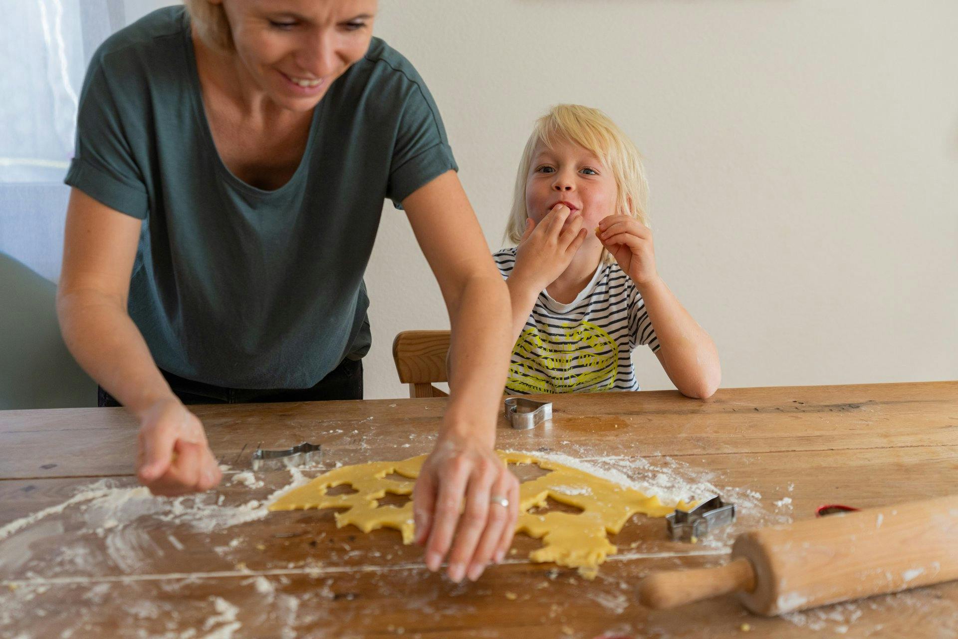 Das traditionelle Guetzle macht aber der ganzen Familie Spass.