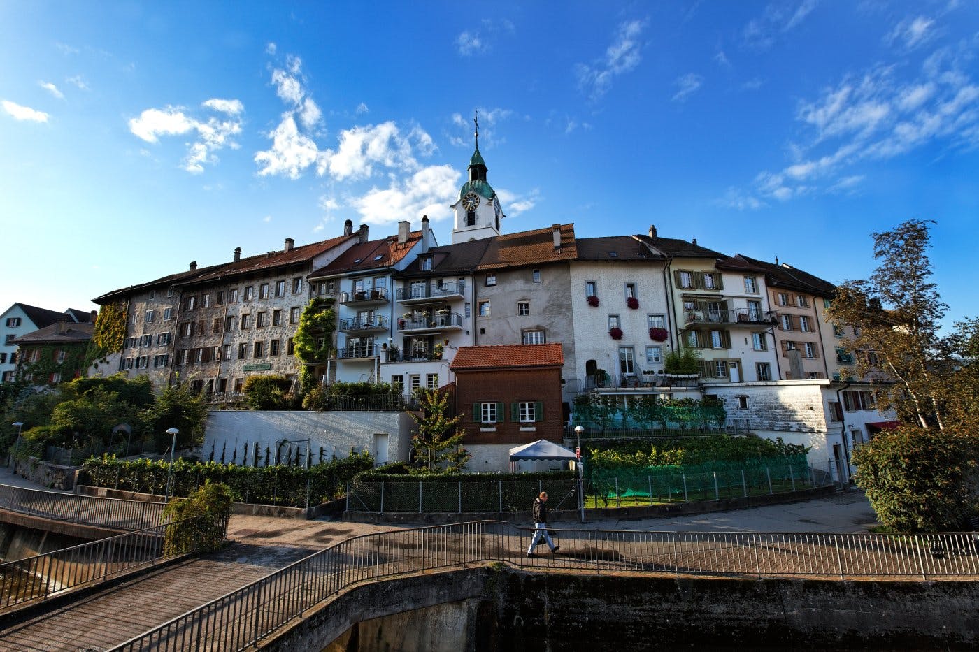 Prochain arrêt: Olten. Sa vieille ville pittoresque est accessible en seulement 10 minutes depuis Aarau et propose une trentaine d’attractions tourist...