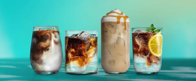 Ob Iced Latte, Iced Oat Latte, Espresso Lemonade, Espresso Tonic oder eine andere Kreation: Du entscheidest, auf was du gerade Lust hast.