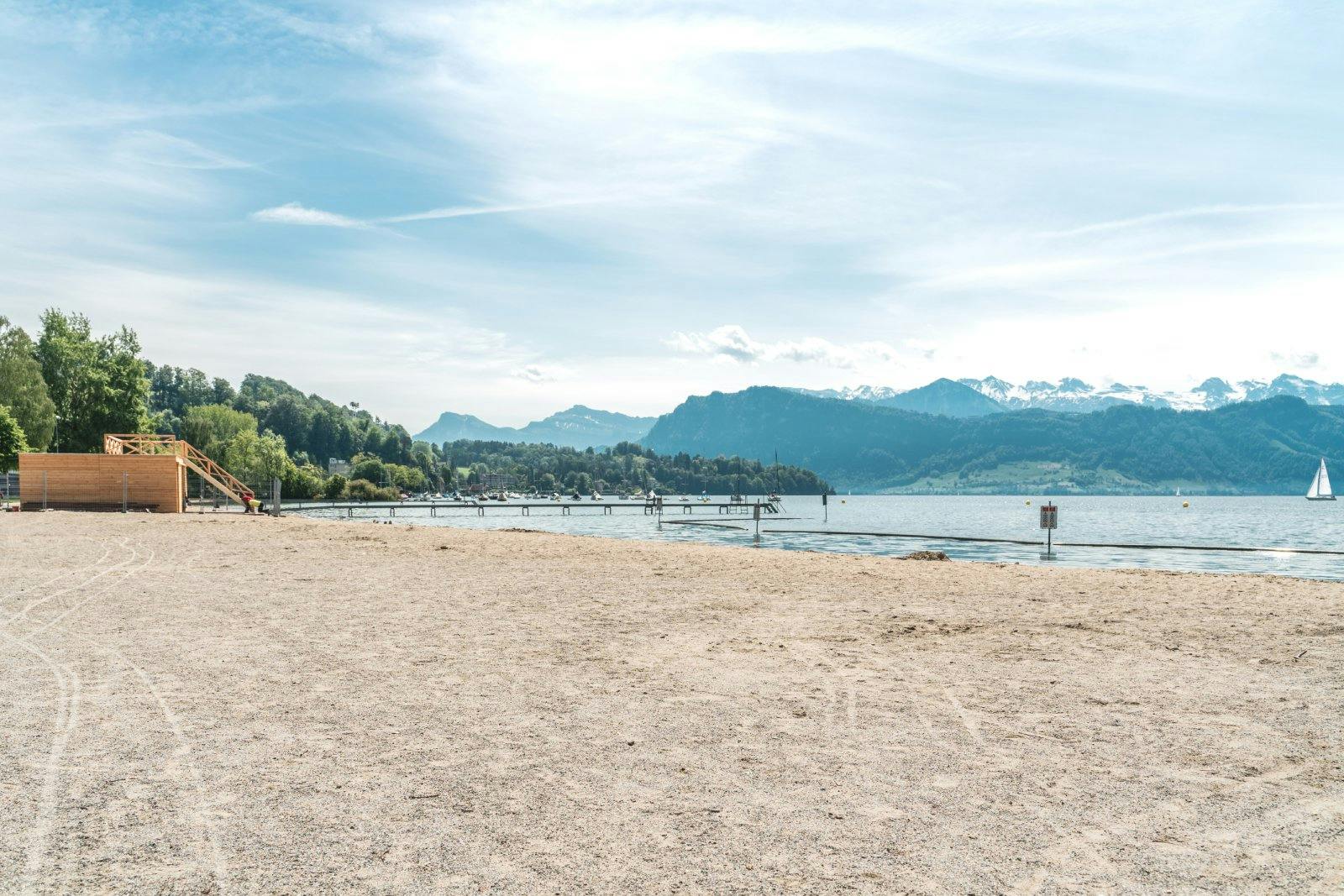 Incontournable no 1: le premier arrêt, au Lido de Lucerne, est idéal pour une petite escapade sur les bords du lac des Quatre-Cantons. Cette plage de...