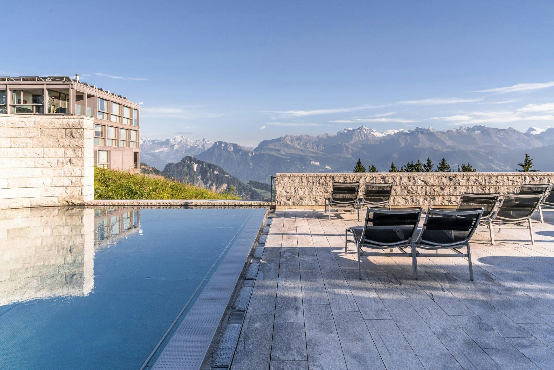 Die Aussicht vom Mineralbad & Spa Rigi Kaltbad ist bezaubernd