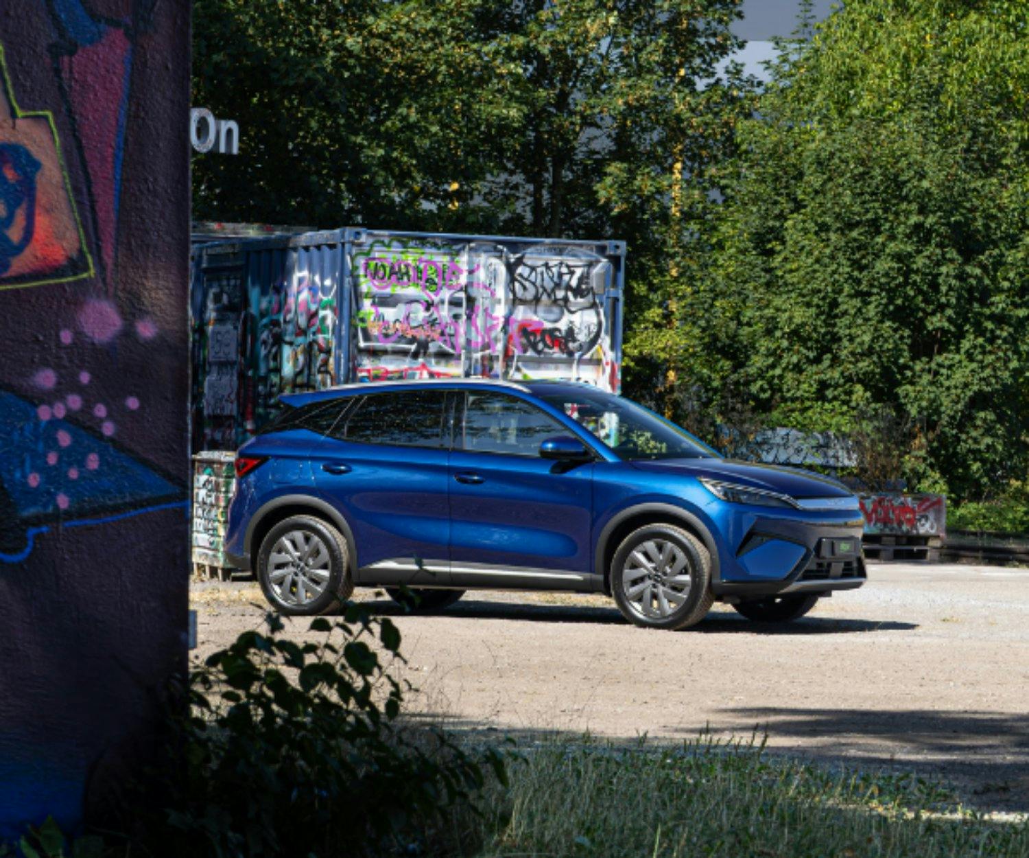 Elektro- und Hybridmobilität, die zu deinem Alltag passt.