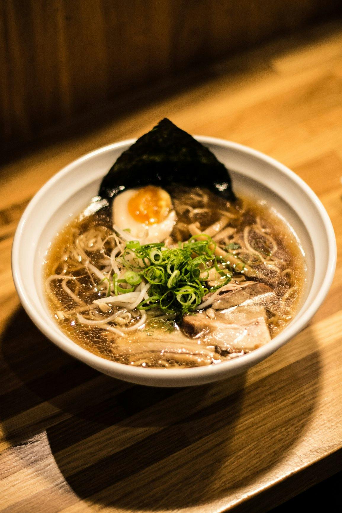 Tout dépend du bouillon: une bonne soupe de ramen est une explosion de goût.