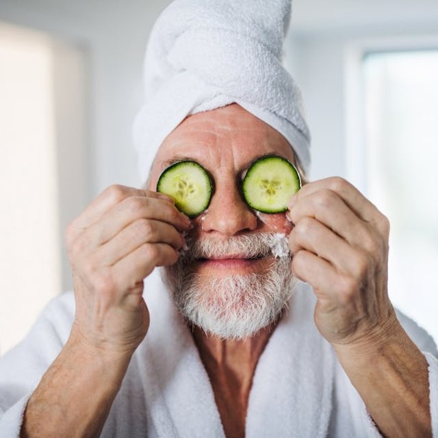 Schau in die Zukunft: Berechne deinen Wohlstand mit dem Vorsorgechancen-Rechner der Raiffeisen. Schau in die Zukunft: Berechne deinen Wohlstand mit dem Vorsorgechancen-Rechner der Raiffeisen.