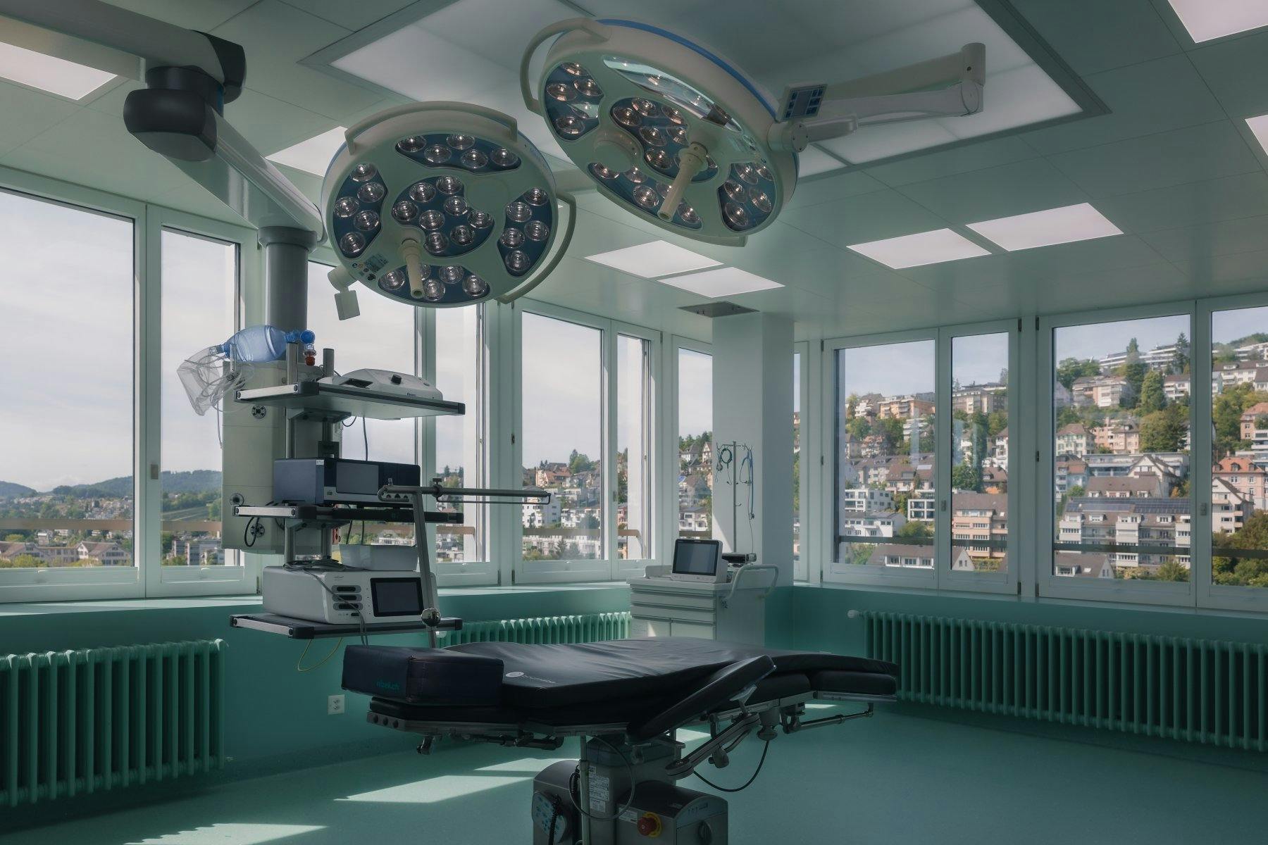 Bester Ausblick über Zürich: Der moderne Operationssaal der Clinique DELC.