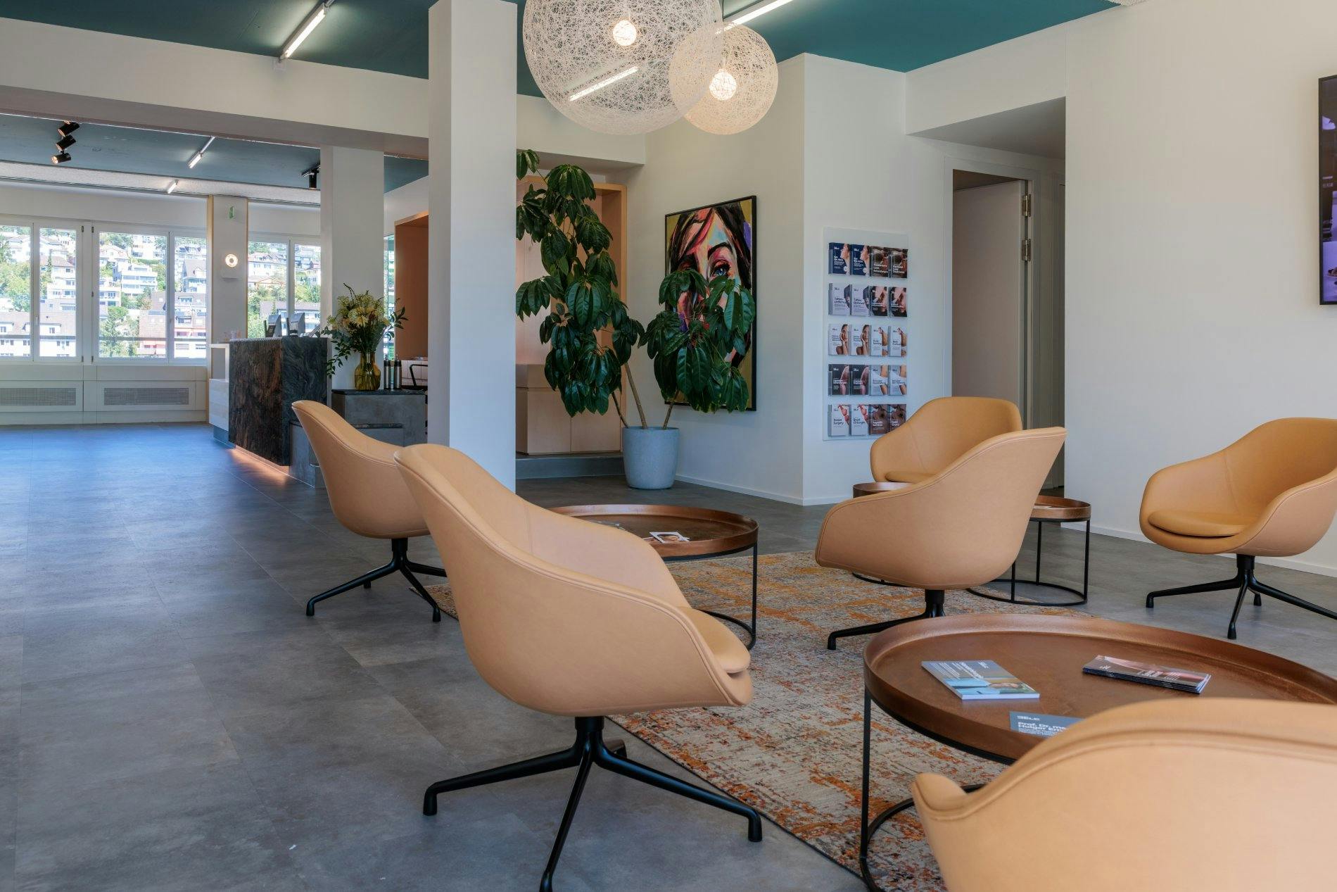 Die neue Clinique DELC an der Hardturmstrasse 161 in Zürich vereint Dermatologie, Lasermedizin und plastische Chirurgie unter einem Dach.